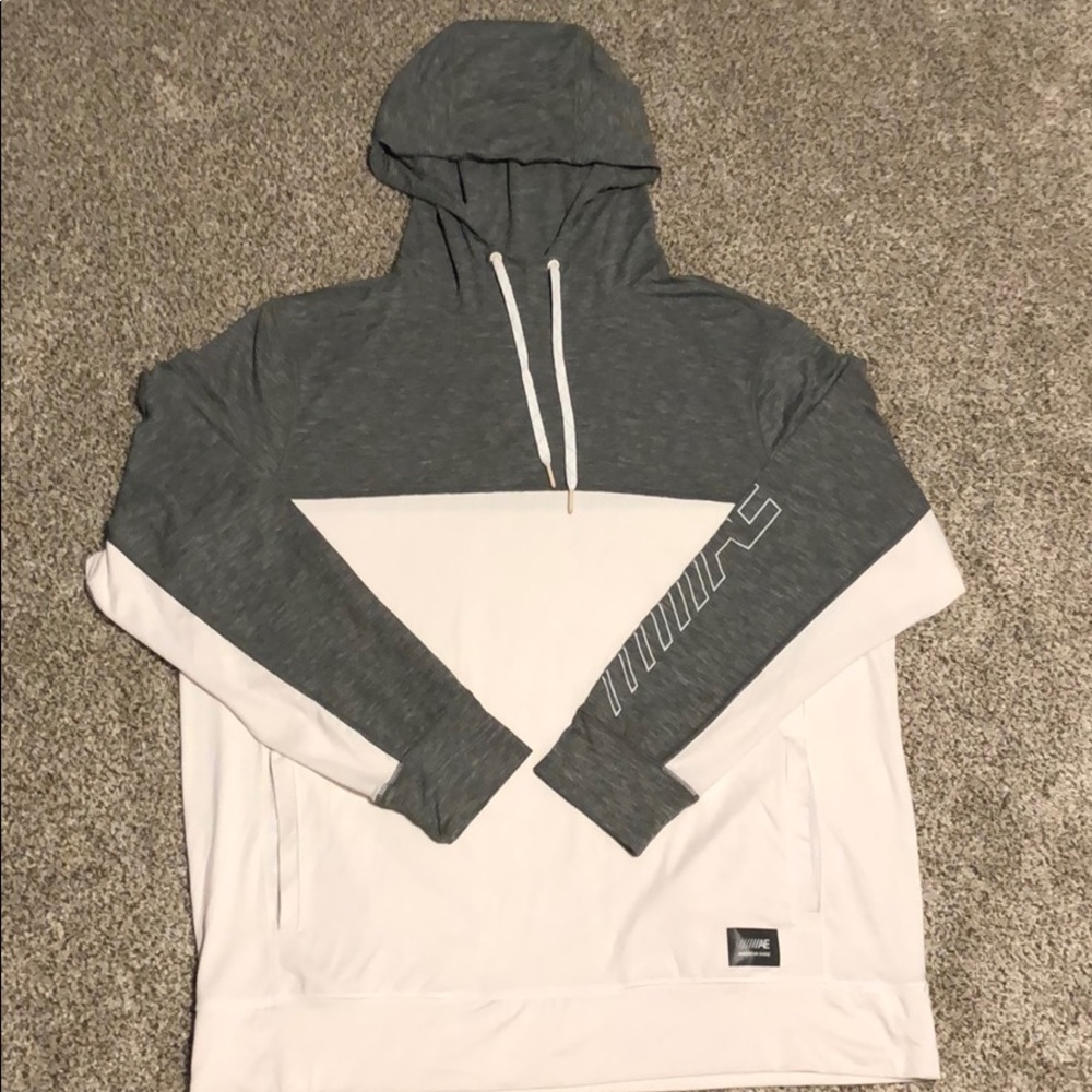 AE Outfitters Flex Sweatshirt Size XL